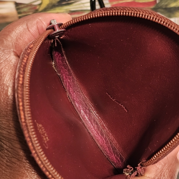 Cartier Mastline Bordeaux Round Coin Case - Picture 8 of 9